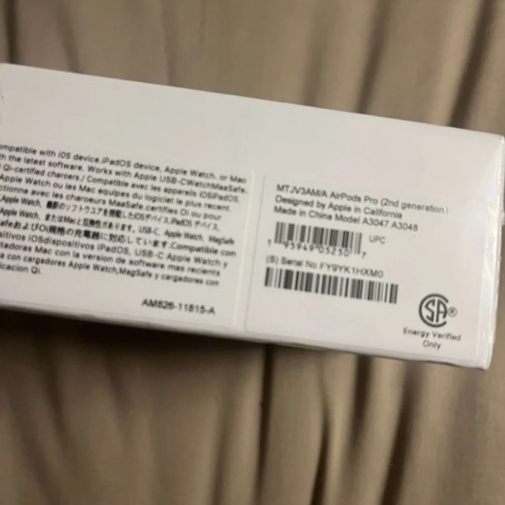Apple pro 2nd generation air pods, magsafe wireless charging case